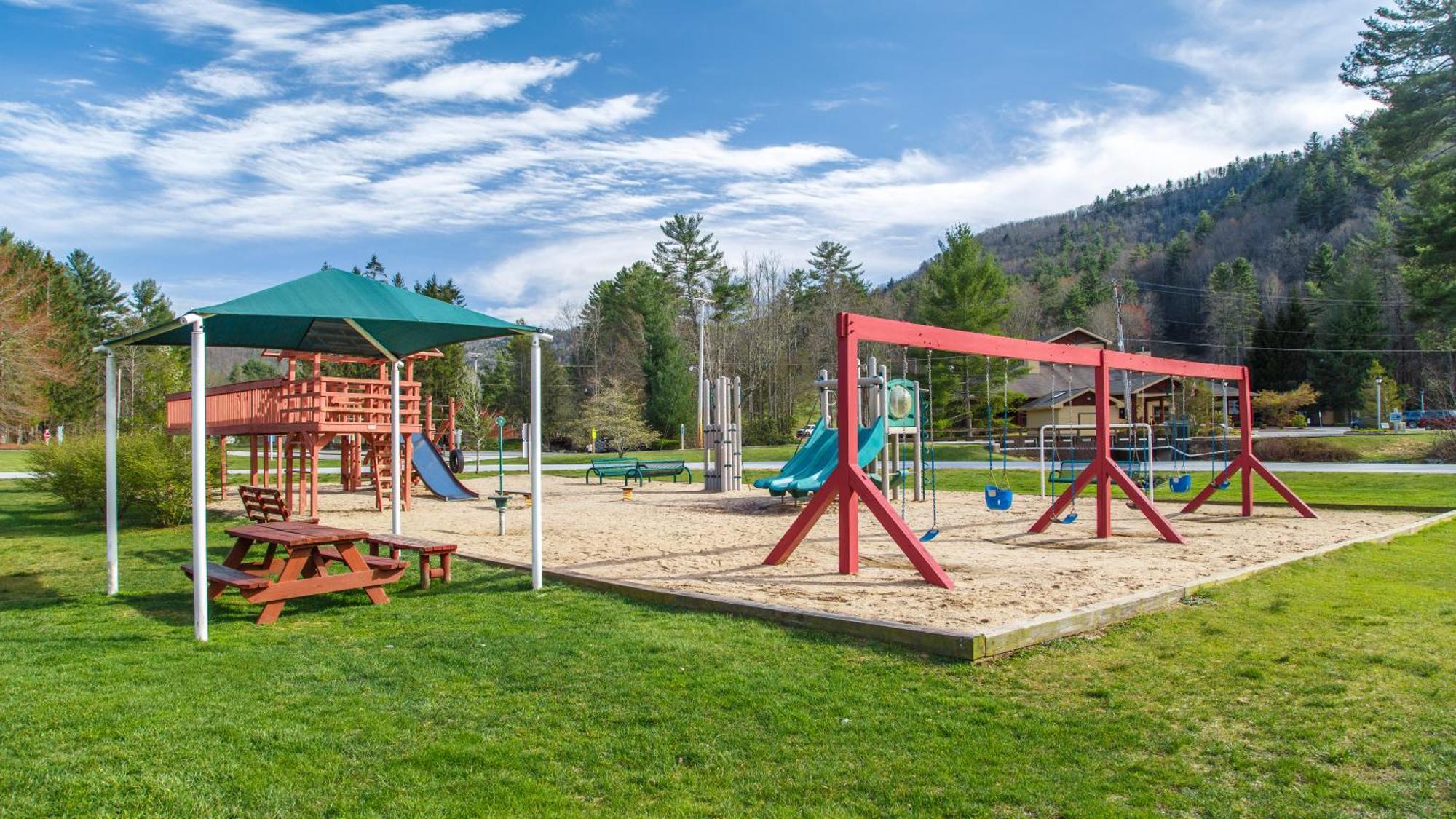 Resort Fairway Forest Sapphire