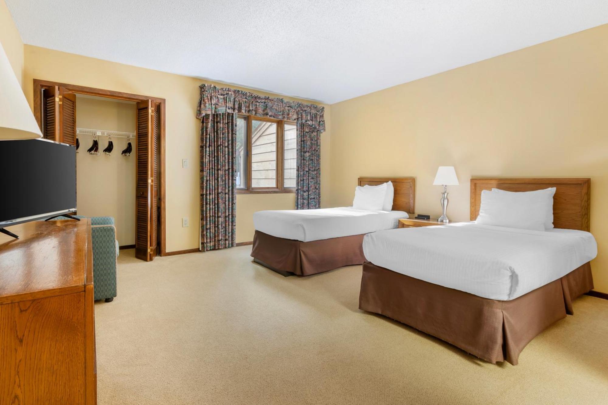 Resort Fairway Forest Sapphire